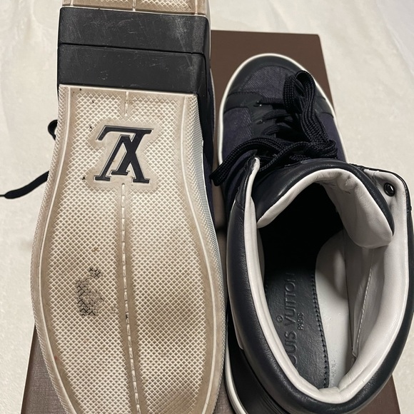 Louis Vuitton sneakers - Picture 7 of 9